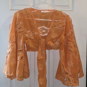 Women’s center tie crop top